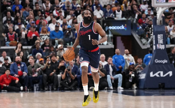 Thị trường giao dịch NBA đã mở. Ngoài Harden ở trong đội, nh
