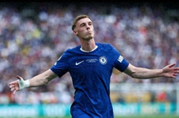 Chelsea thắng Paris, Enrique mất quyền kiểm soát cảm xúc và 