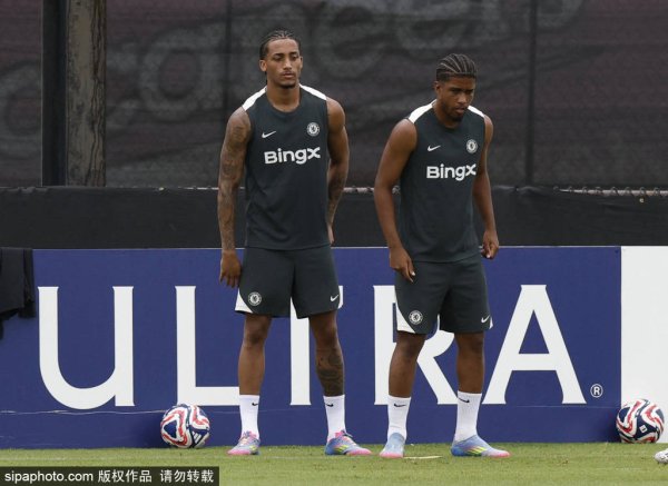 Cuộc thi hai sao của Manchester United Chelsea,: Cầu thủ mới